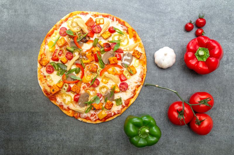 Garden Harvest vegan pizza at pizzaluce